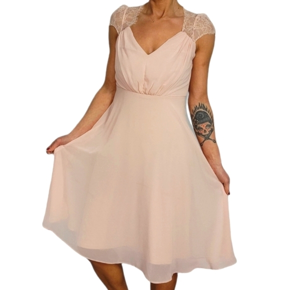 ASOS Dresses & Skirts - ASOS Pink Lace Sweetheart Midi Dress Size 4